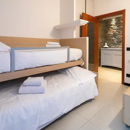 Ponte Rosso Modern By Mmega